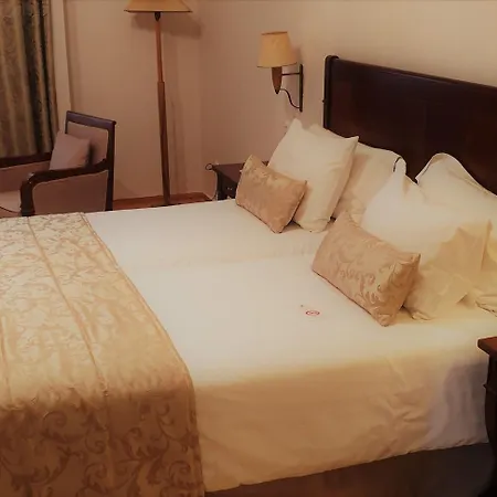 Hotel Capsis Bristol Boutique 5*